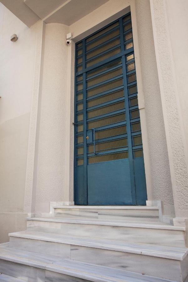 Lovely 1St Fl. Apt, With Balcony In Pagrati Athene Buitenkant foto