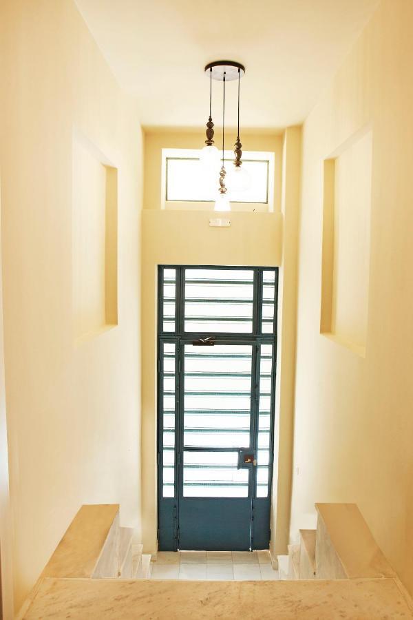 Lovely 1St Fl. Apt, With Balcony In Pagrati Athene Buitenkant foto